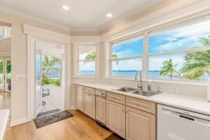 901 SE Riverside Drive , Stuart, FL 34994 Photo