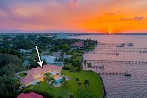 901 SE Riverside Drive , Stuart, FL 34994 Photo