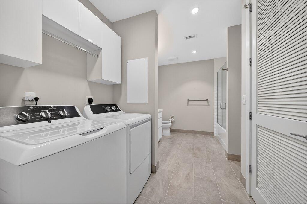 41 SW Seminole Street , Unit 209, Stuart, FL 34994 Photo