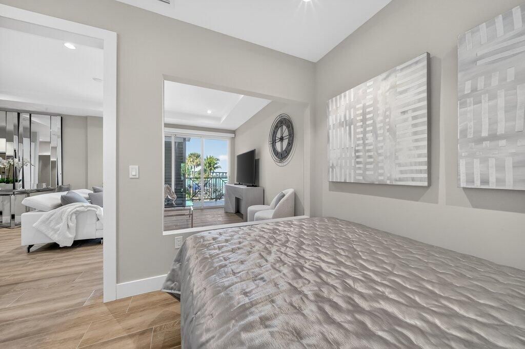 41 SW Seminole Street , Unit 304, Stuart, FL 34994 Photo