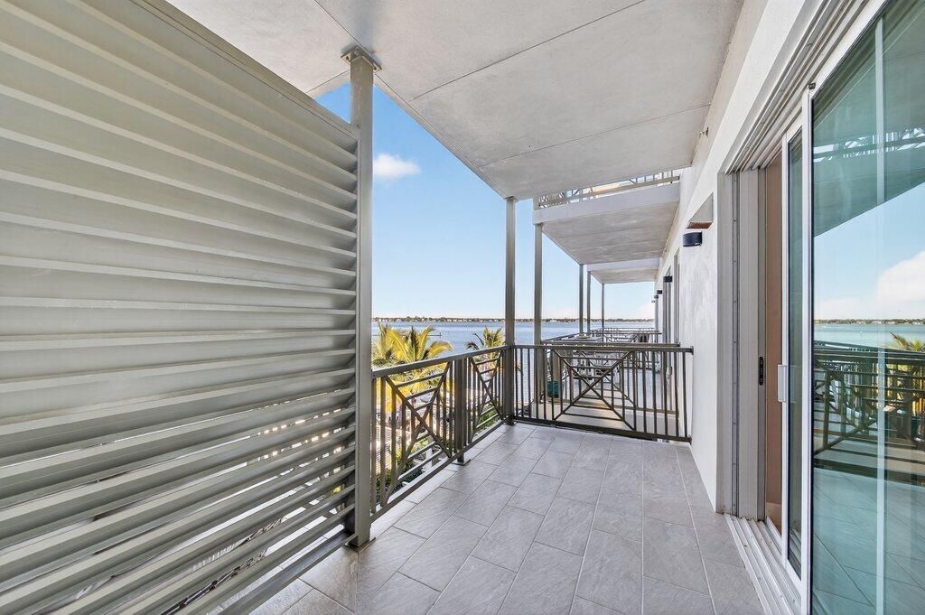 41 SW Seminole Street , Unit 304, Stuart, FL 34994 Photo