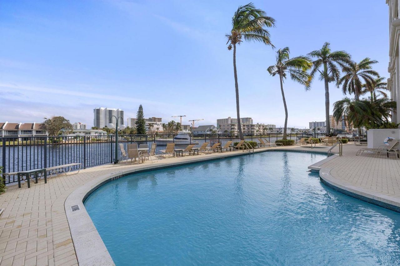 2880 NE 14th St Causeway , Unit 904, Pompano Beach, FL 33062 Photo