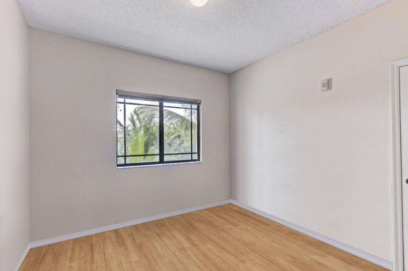 2806 Veronia Drive , Unit 301, Palm Beach Gardens, FL 33410 Photo