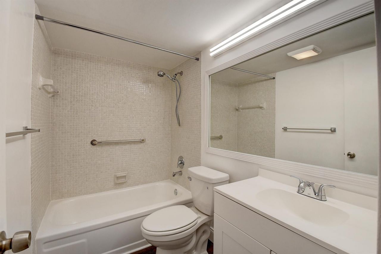 49 Suffolk B , Unit 49, Boca Raton, FL 33434 Photo