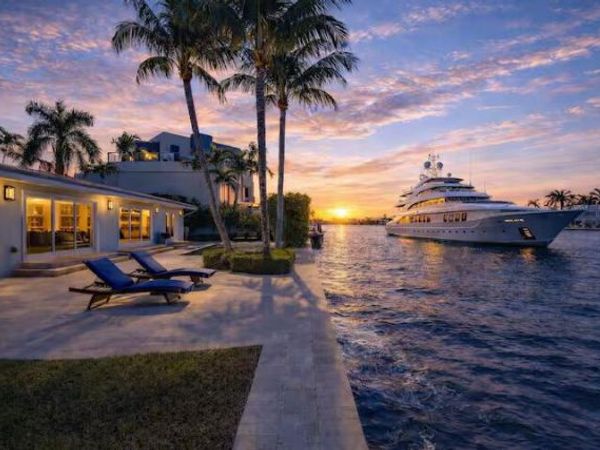 3018 NE 26th Street , Fort Lauderdale, FL 33305