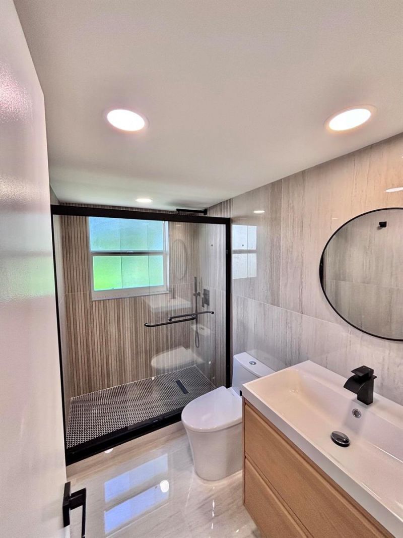 545 Oaks Lane , Unit 201, Pompano Beach, FL 33069 Photo