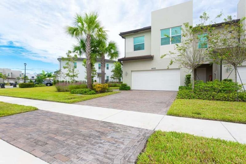 4830 Navali Drive , Lake Worth, FL 33467 Photo
