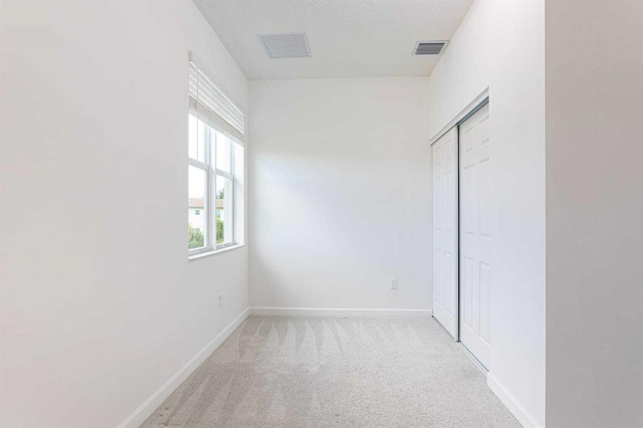 4830 Navali Drive , Lake Worth, FL 33467 Photo