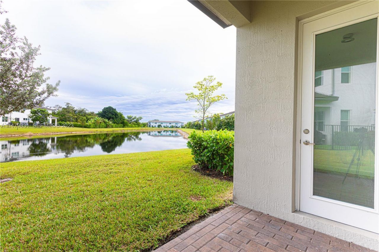 4830 Navali Drive , Lake Worth, FL 33467 Photo
