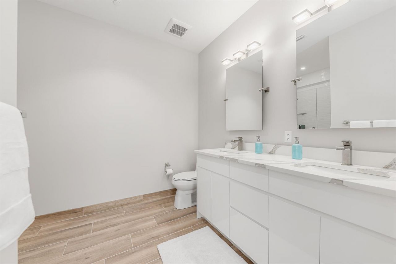 41 SW Seminole Street , Unit 306, Stuart, FL 34994 Photo