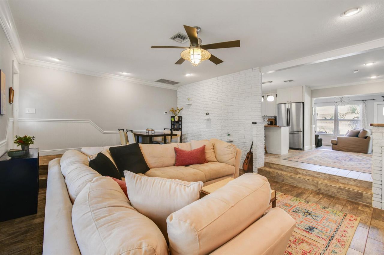 8963 SE Ceres Street , Hobe Sound, FL 33455 Photo
