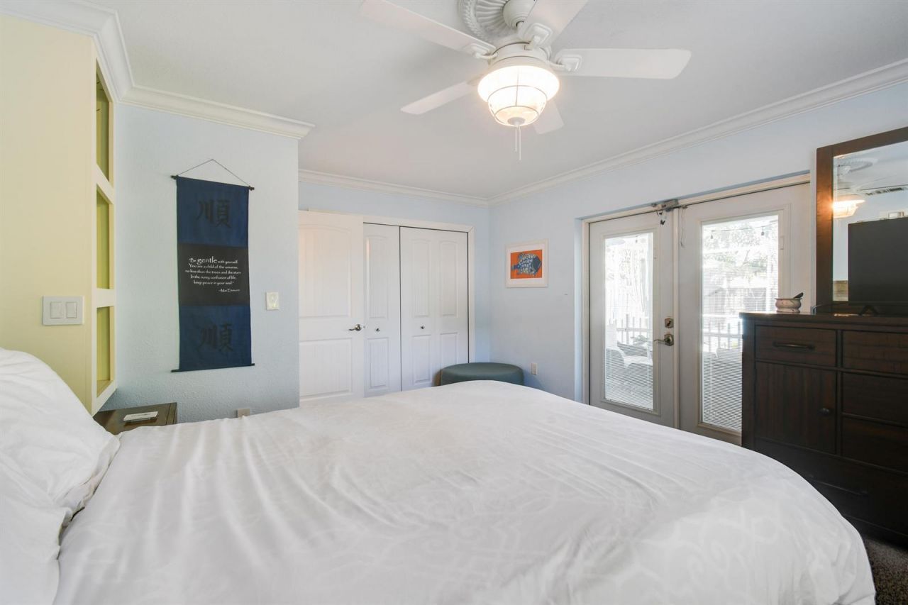 8963 SE Ceres Street , Hobe Sound, FL 33455 Photo