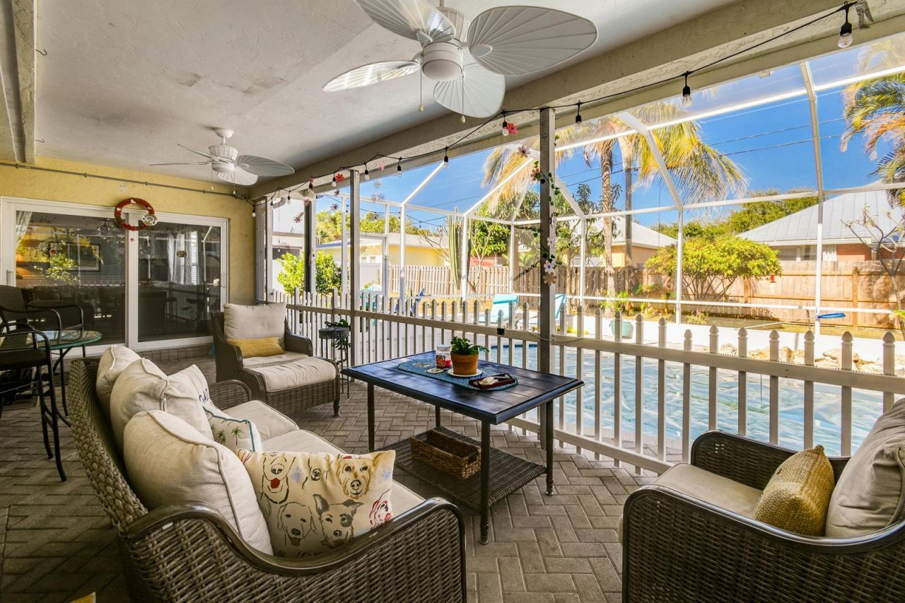 8963 SE Ceres Street , Hobe Sound, FL 33455 Photo
