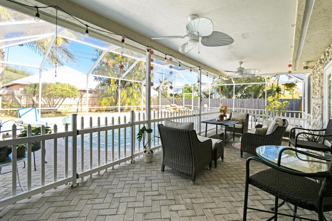 8963 SE Ceres Street , Hobe Sound, FL 33455 Photo