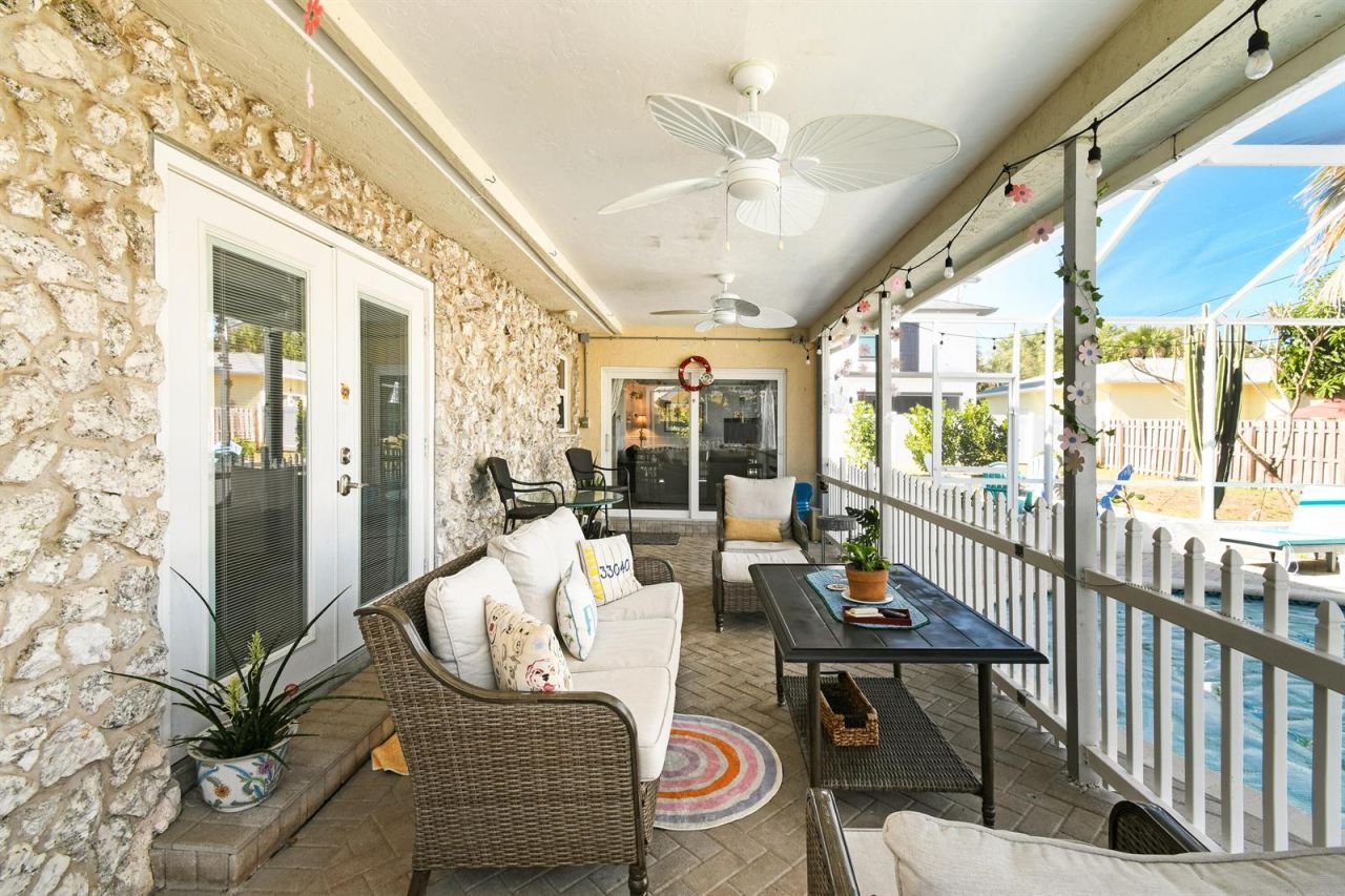 8963 SE Ceres Street , Hobe Sound, FL 33455 Photo