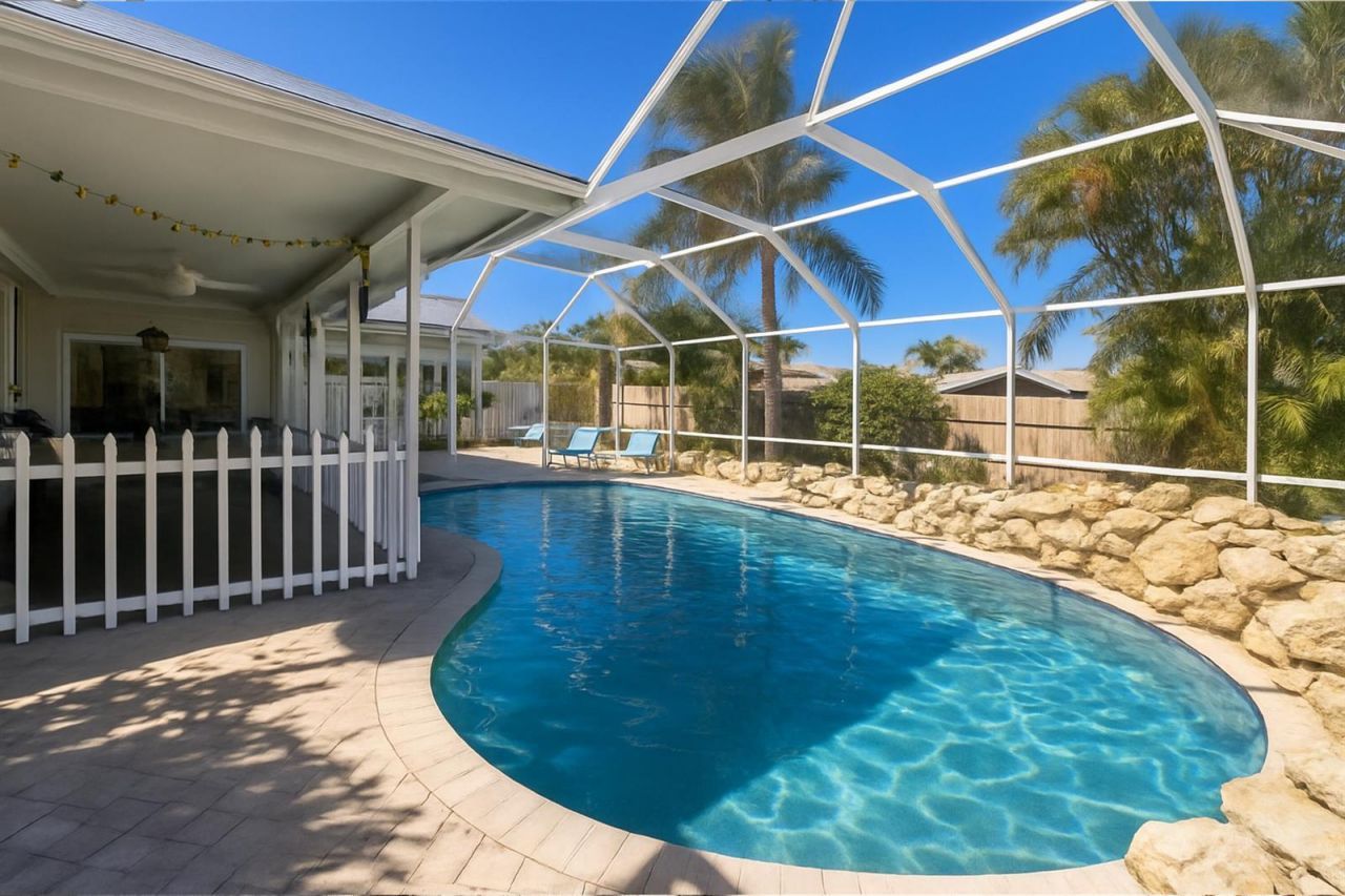 8963 SE Ceres Street , Hobe Sound, FL 33455 Photo