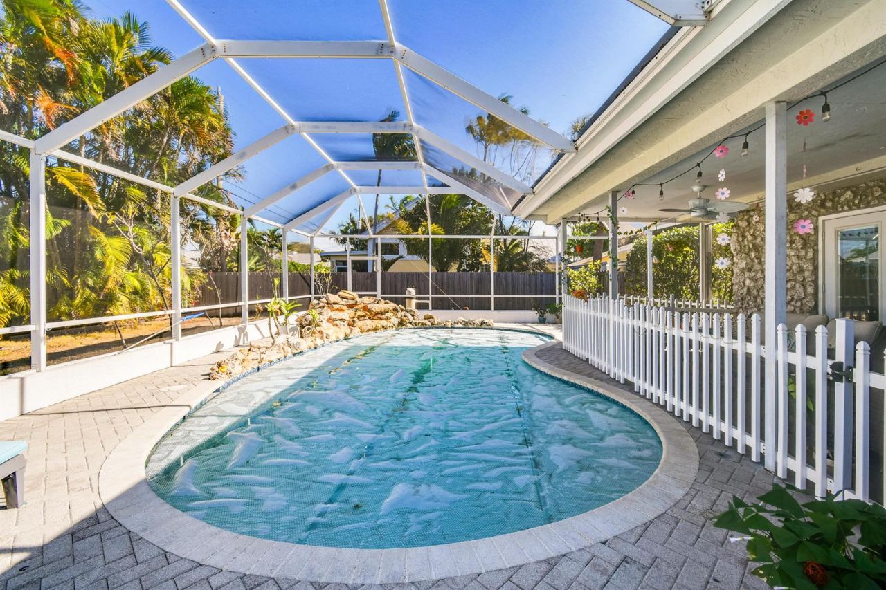 8963 SE Ceres Street , Hobe Sound, FL 33455 Photo