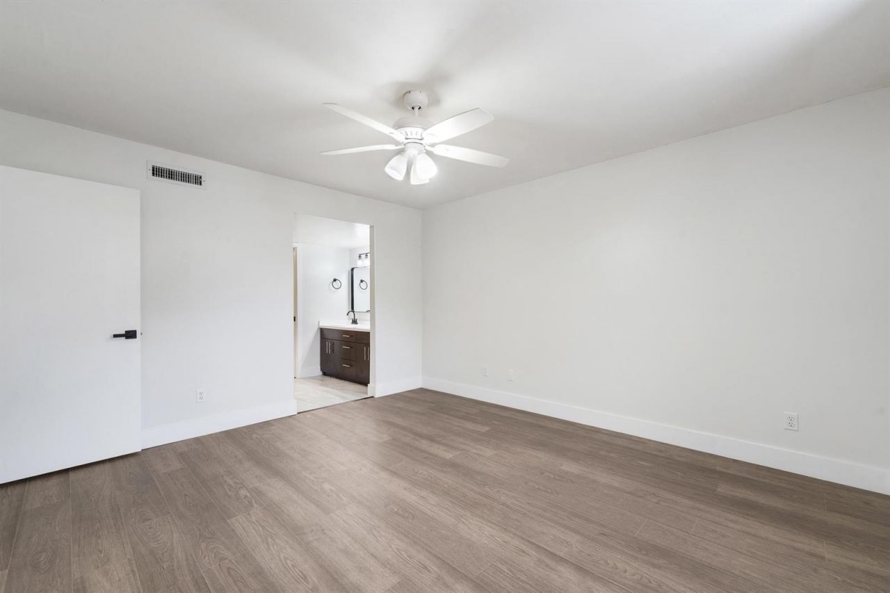1811 SW Palm City Road , Unit A301, Stuart, FL 34994 Photo
