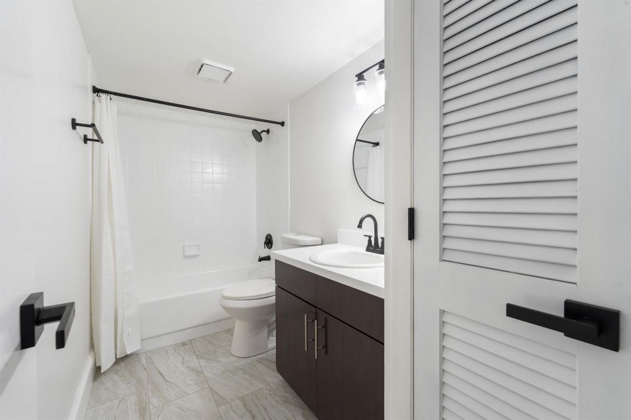 1811 SW Palm City Road , Unit A301, Stuart, FL 34994 Photo