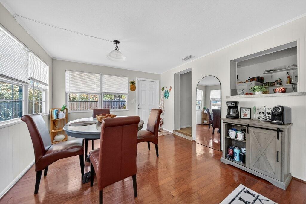 2427 NE Center Street , Jensen Beach, FL 34957 Photo