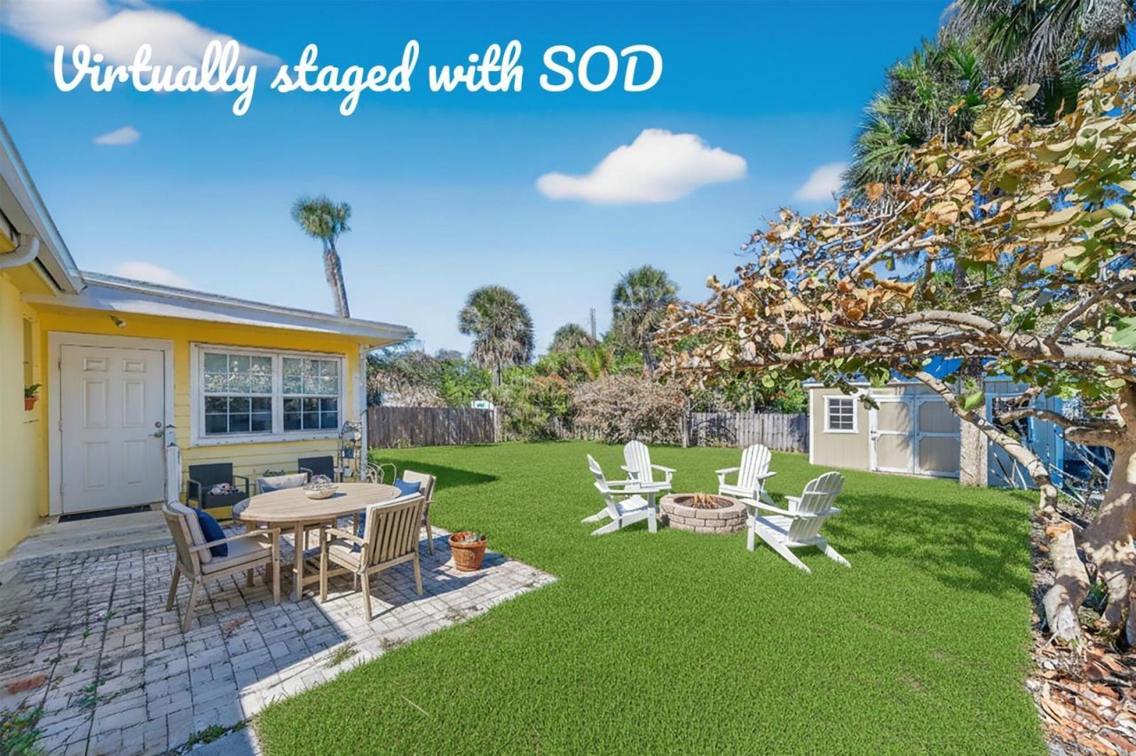 2427 NE Center Street , Jensen Beach, FL 34957 Photo