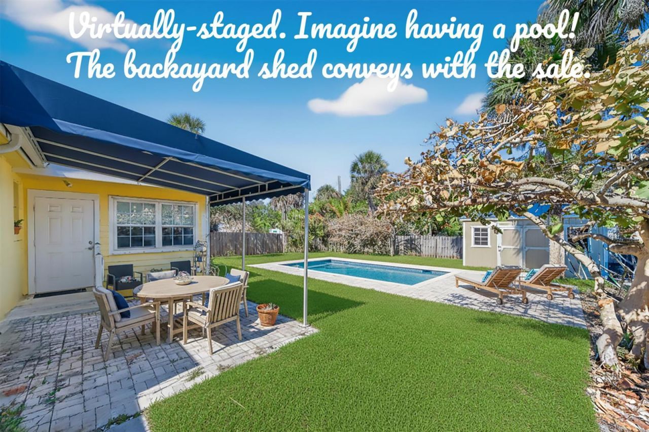 2427 NE Center Street , Jensen Beach, FL 34957 Photo