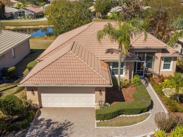 508 NW Waverly Circle , Port St. Lucie, FL 34983