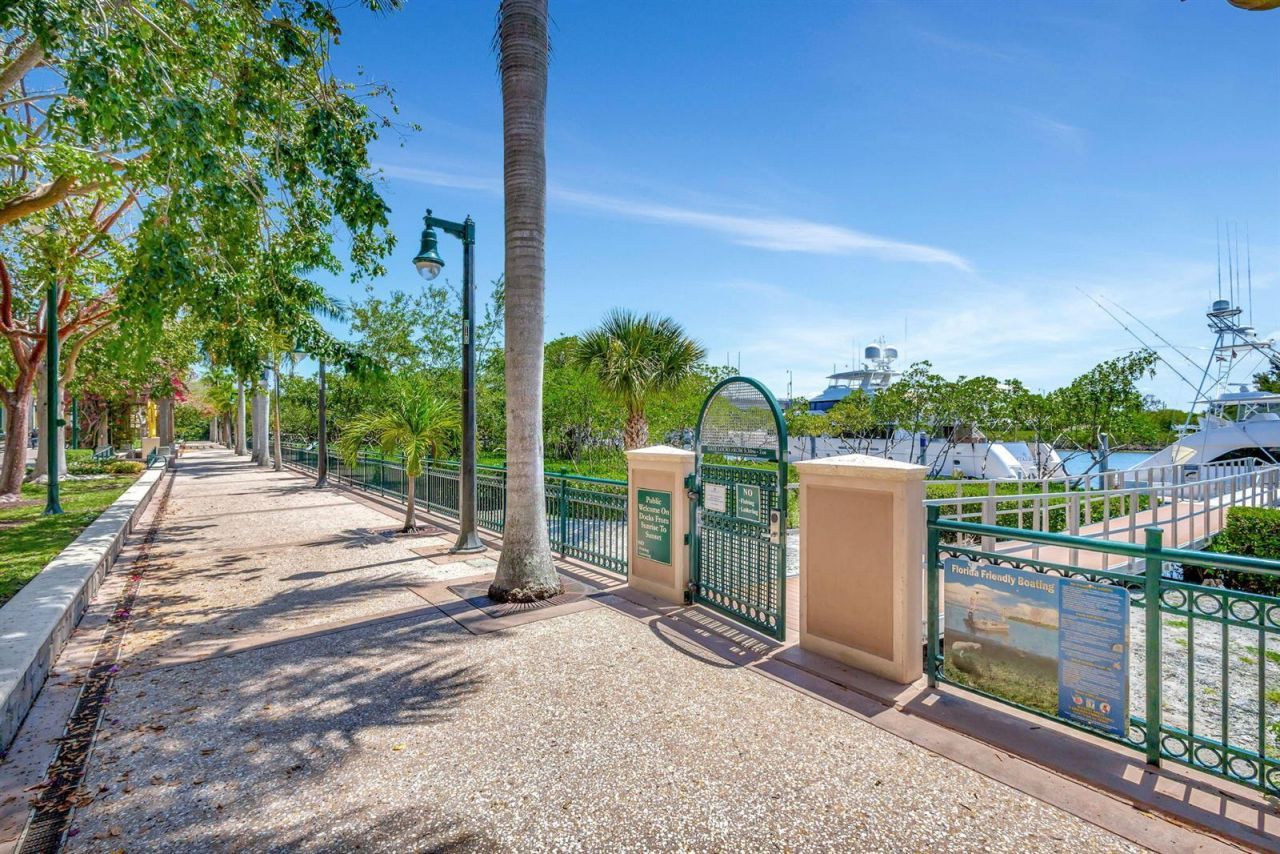 1605 S Us Highway 1 , Unit 108m2, Jupiter, FL 33477 Photo