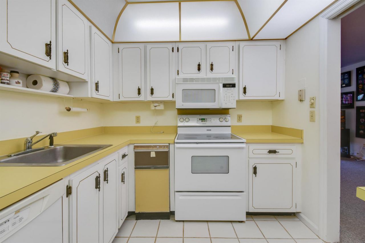 300 N Highway A1a , Unit 209a, Jupiter, FL 33477 Photo
