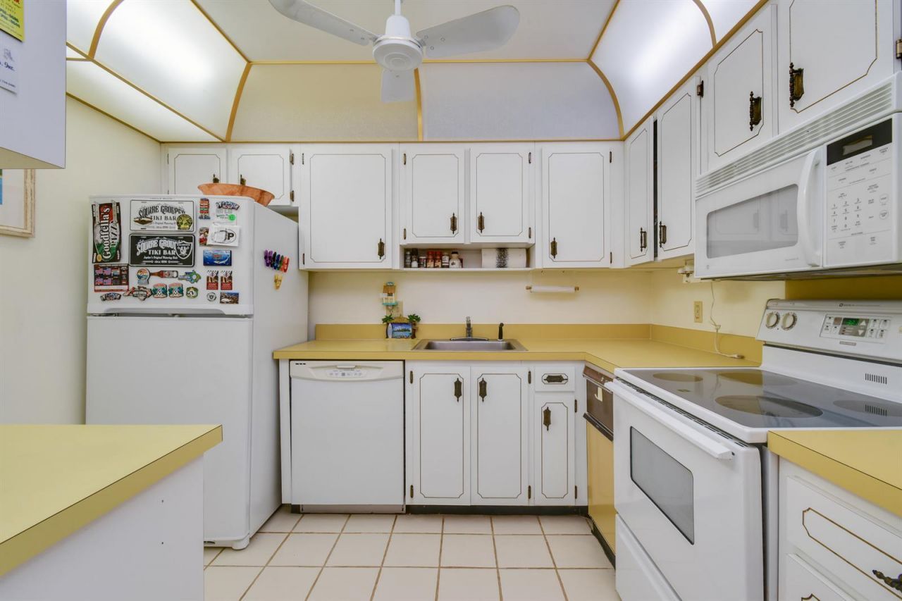 300 N Highway A1a , Unit 209a, Jupiter, FL 33477 Photo