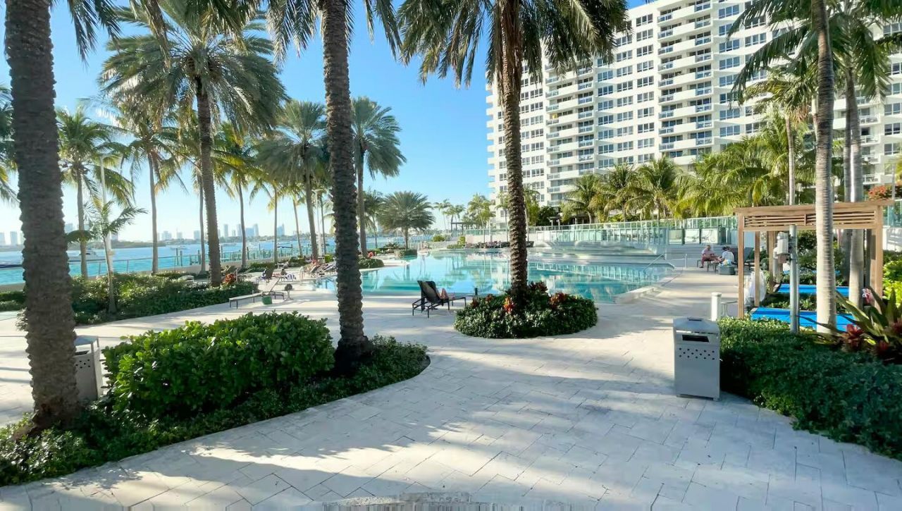 1500 Bay Road , Unit 1244s, Miami Beach, FL 33139 Photo
