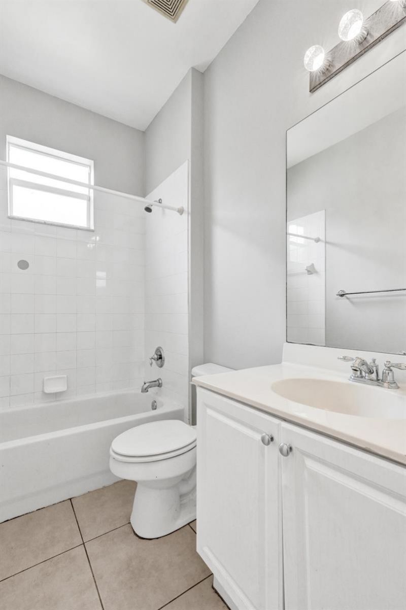 9872 SW Glenbrook Drive , Port Saint Lucie, FL 34987 Photo