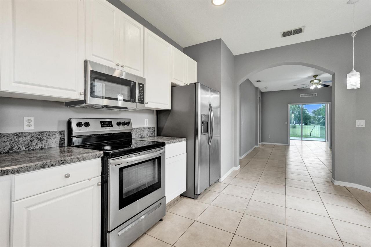 9872 SW Glenbrook Drive , Port Saint Lucie, FL 34987 Photo