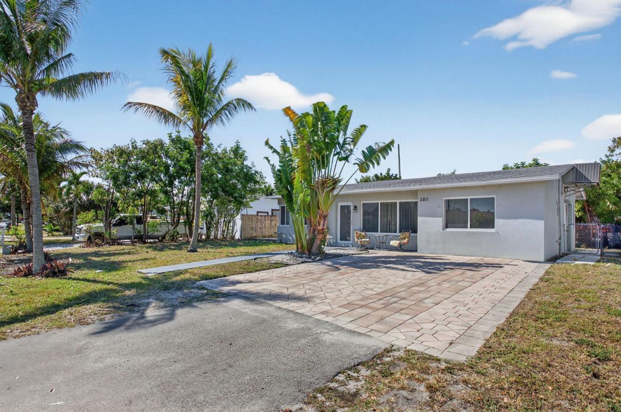 2811 NE 9th Terrace , Pompano Beach, FL 33064 Photo