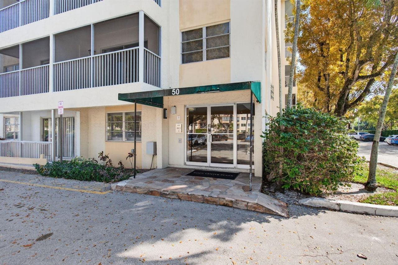50 SW 3rd Avenue , Unit 311, Boca Raton, FL 33432 Photo