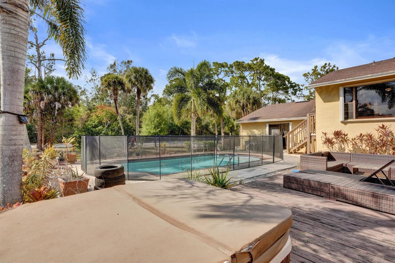 16974 W Glasgow Drive , Loxahatchee, FL 33470 Photo