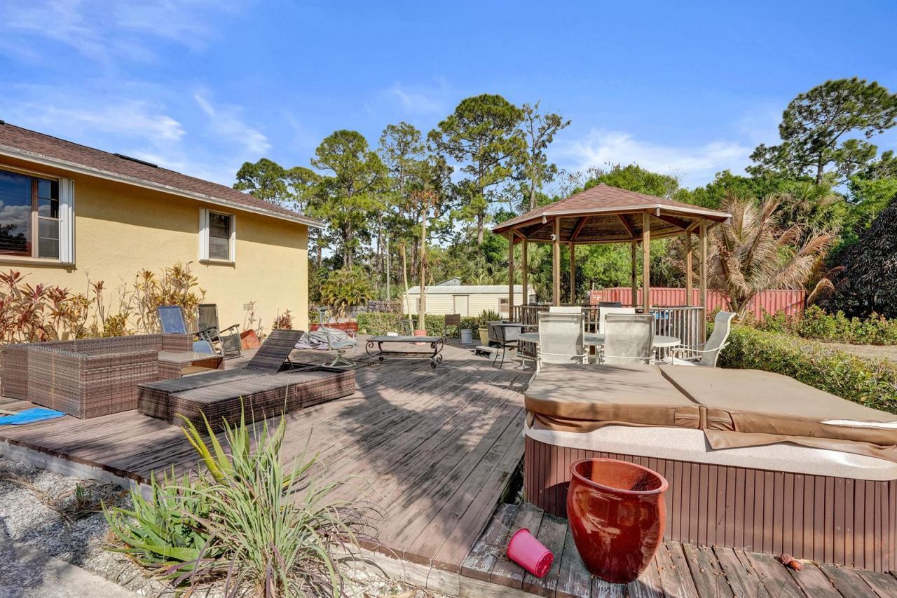16974 W Glasgow Drive , Loxahatchee, FL 33470 Photo