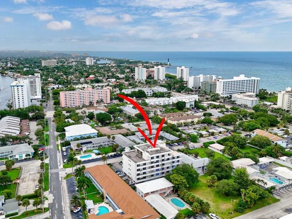 3212 NE 12th Street , Unit 201, Pompano Beach, FL 33062