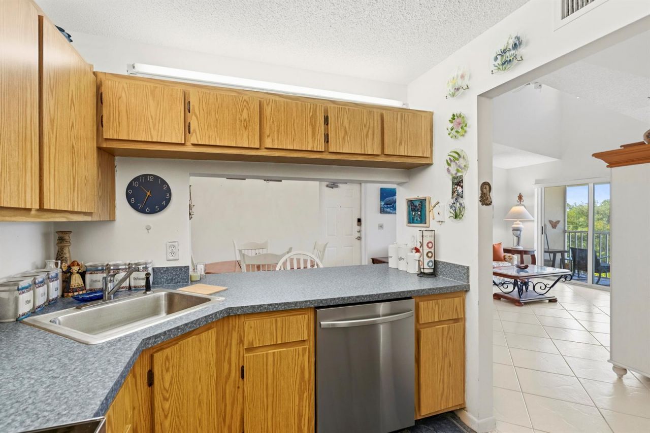 4452 NE Ocean Blvd , Unit C3, Jensen Beach, FL 34957 Photo