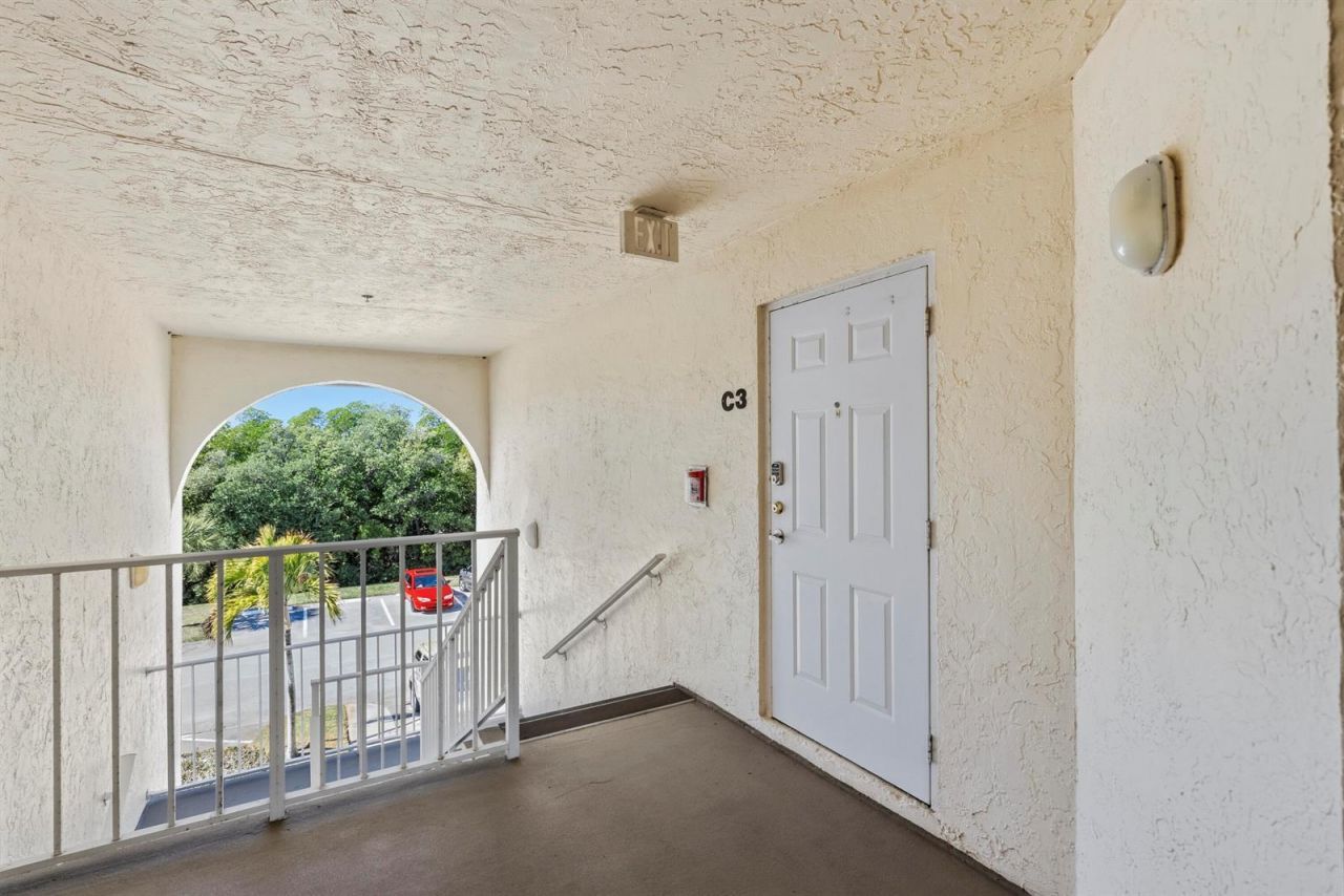 4452 NE Ocean Blvd , Unit C3, Jensen Beach, FL 34957 Photo