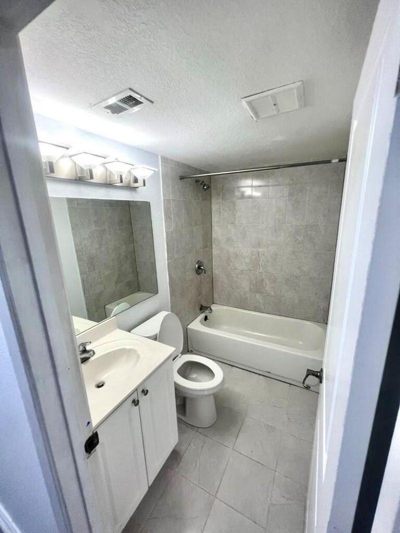 8104 Severn Drive , Unit B, Boca Raton, FL 33433 Photo
