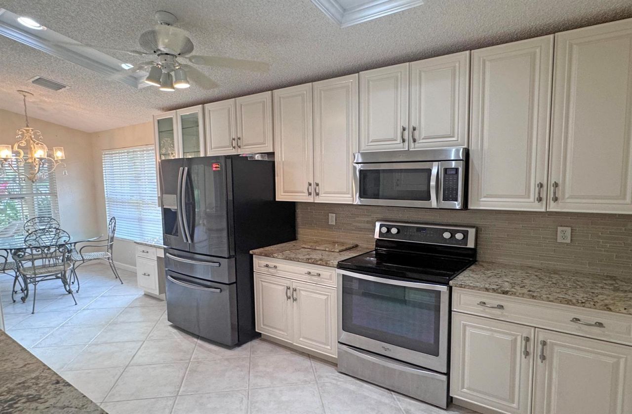 7423 Brunswick Circle , Boynton Beach, FL 33472 Photo
