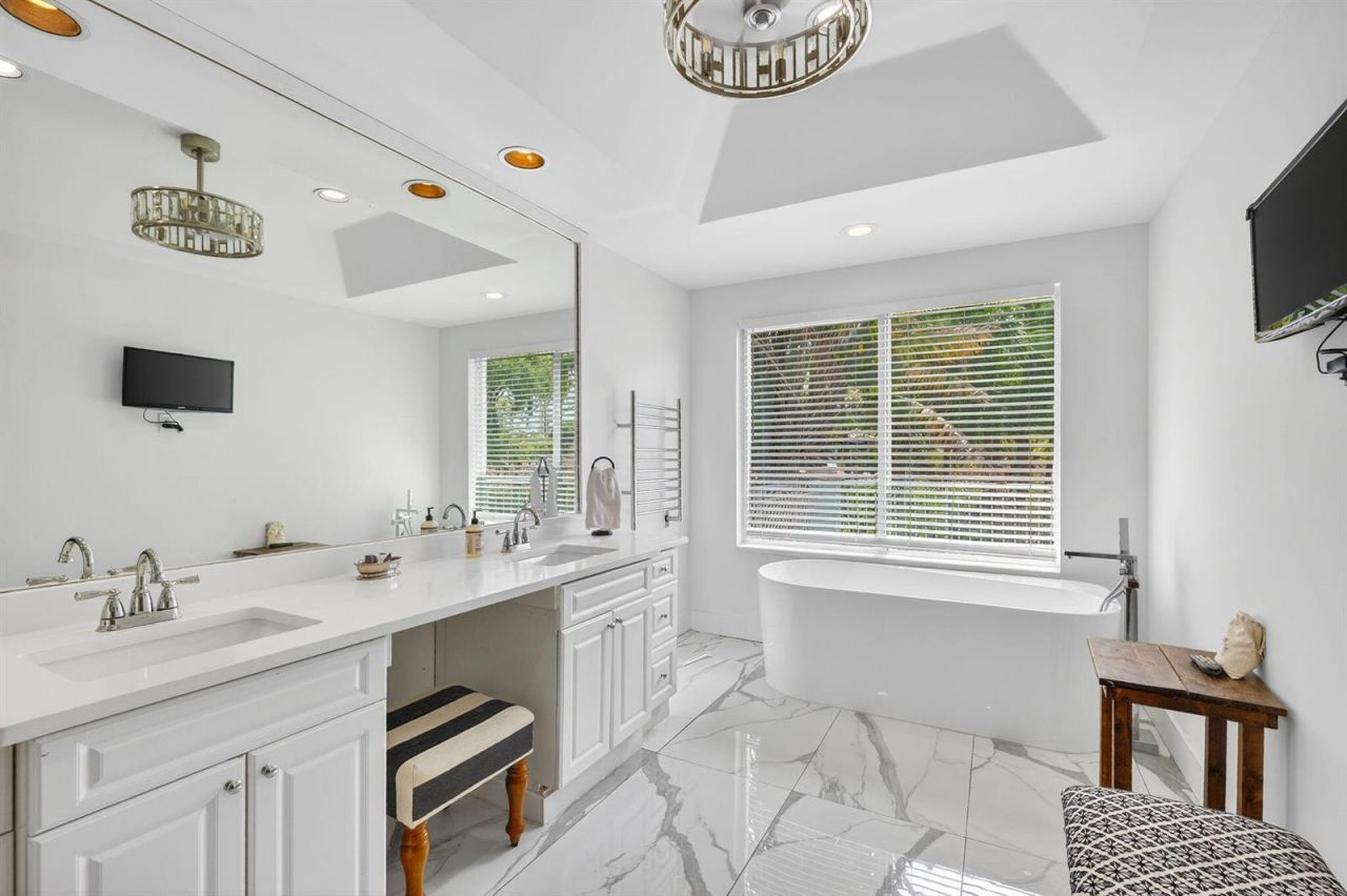 1020 SE 11th Street , Fort Lauderdale, FL 33316 Photo