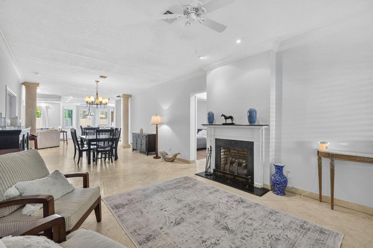1020 SE 11th Street , Fort Lauderdale, FL 33316 Photo