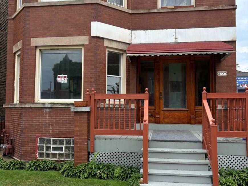 Main Photo
