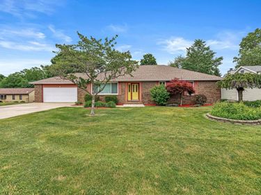 2615 Belknap Lane, Mishawaka, IN 46544
