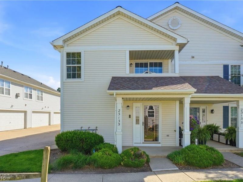 23135 Grist Mill Court , Unit 29C, Olmsted Falls, OH 44138 Photo 1