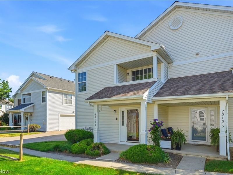 23135 Grist Mill Court , Unit 29C, Olmsted Falls, OH 44138 Photo 2