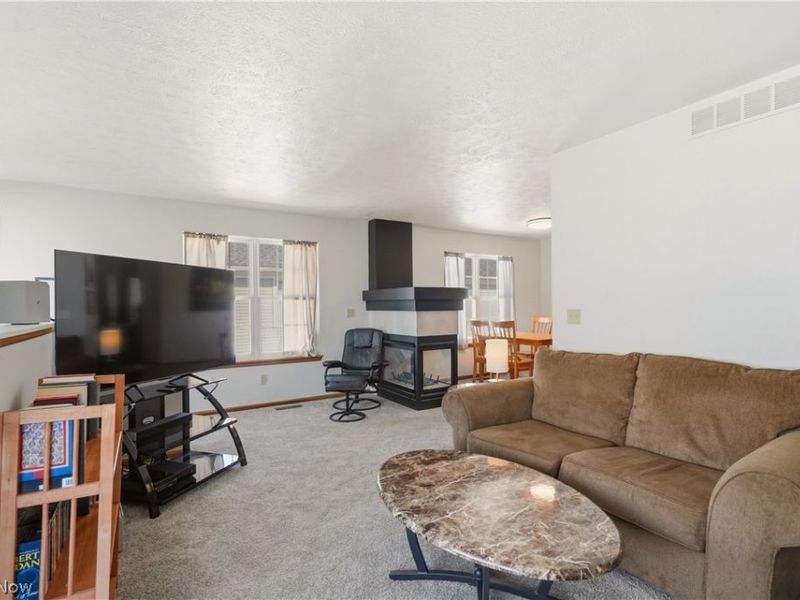 23135 Grist Mill Court , Unit 29C, Olmsted Falls, OH 44138 Photo 5