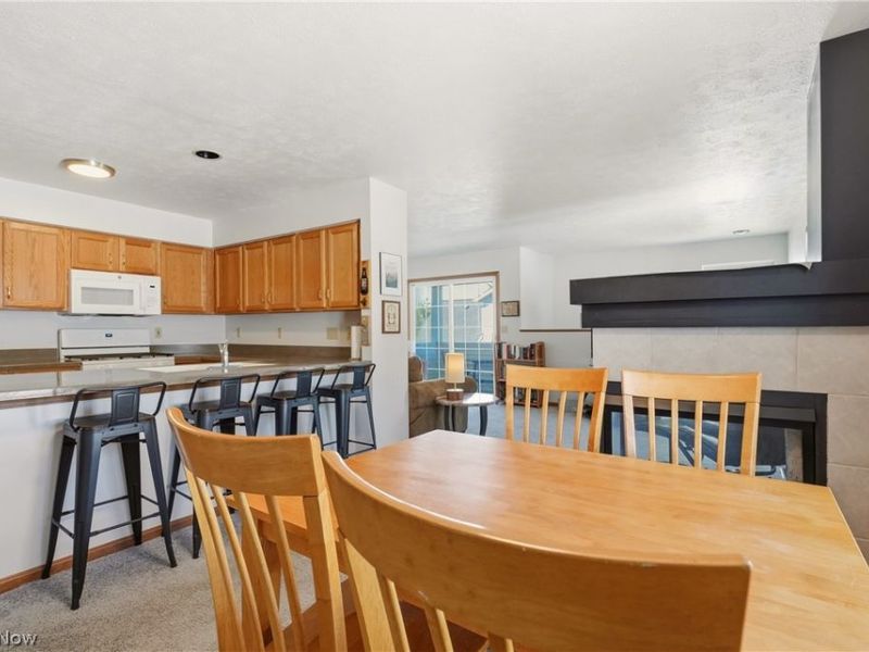 23135 Grist Mill Court , Unit 29C, Olmsted Falls, OH 44138 Photo 8